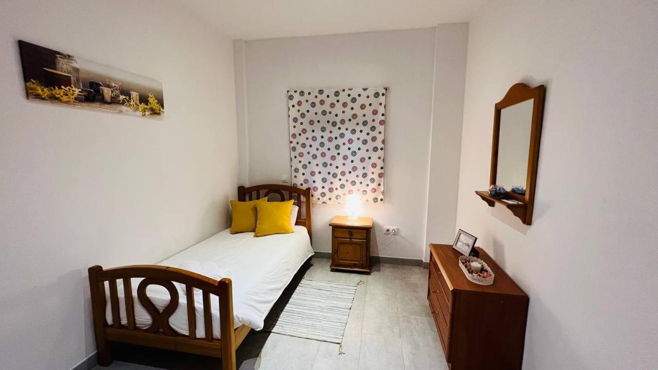 Habitacion En Virgen Del Rocio Sevilla Eksteriør bilde